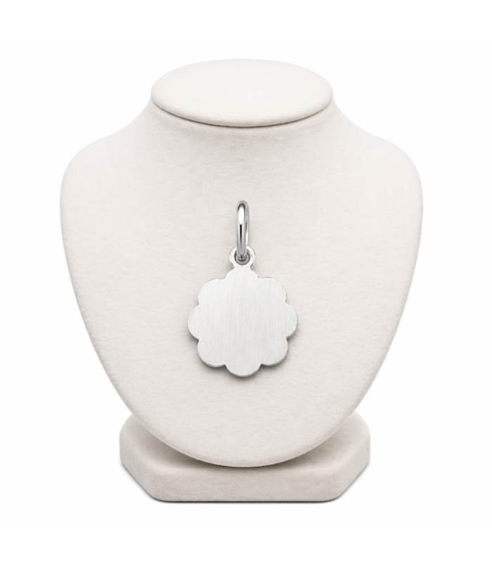 999.9 Pure Silver Flower Pendant Necklace – Elegant Floral Design