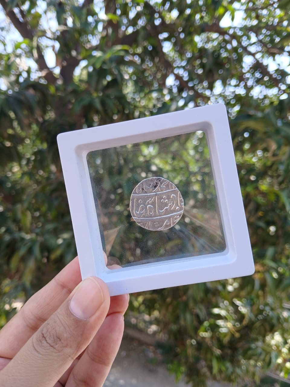 Rare Antique Mughal Silver Coin with Elegant Persian Calligraphy – Double-Sided Historical Piece - Image 2